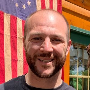 Meet your Posher, Jonathan